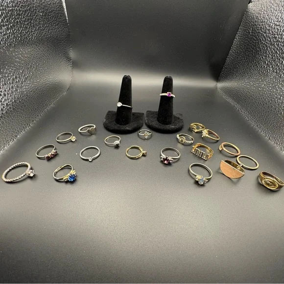 Rings - Picture 2 of 7